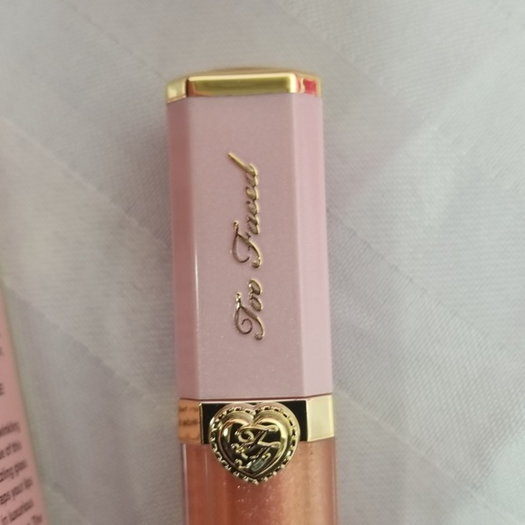🍑Too faced 🍑rich & dazzling sparkling lip gloss " you up" color nib - Picture 3 of 6